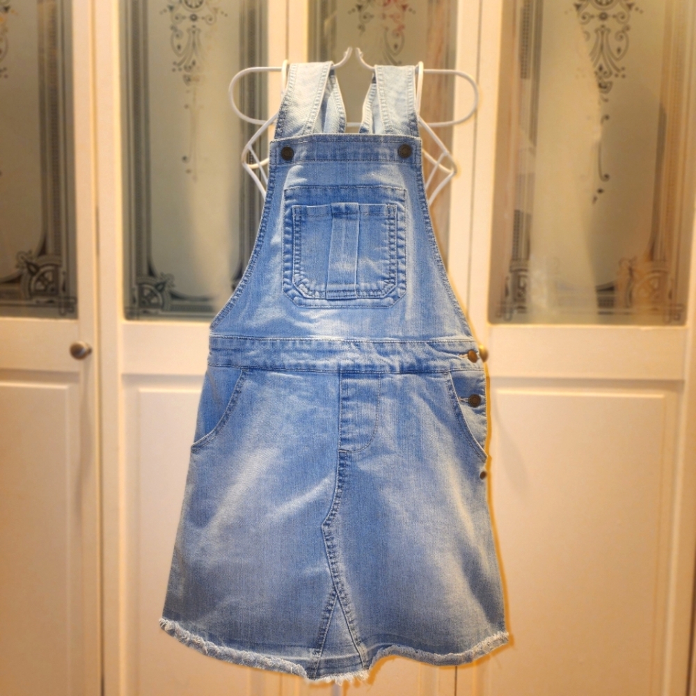 Girls Tommy Hilfiger size M 8/10 overall skirt